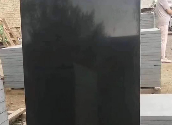 質(zhì)優(yōu)價(jià)格實(shí)惠，仿石材PC磚全方位呈現(xiàn)多面體結(jié)構(gòu)(圖2)