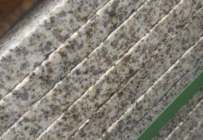 探秘黃銹石加工工藝，讓您的家更具藝術(shù)氣息！(圖2)