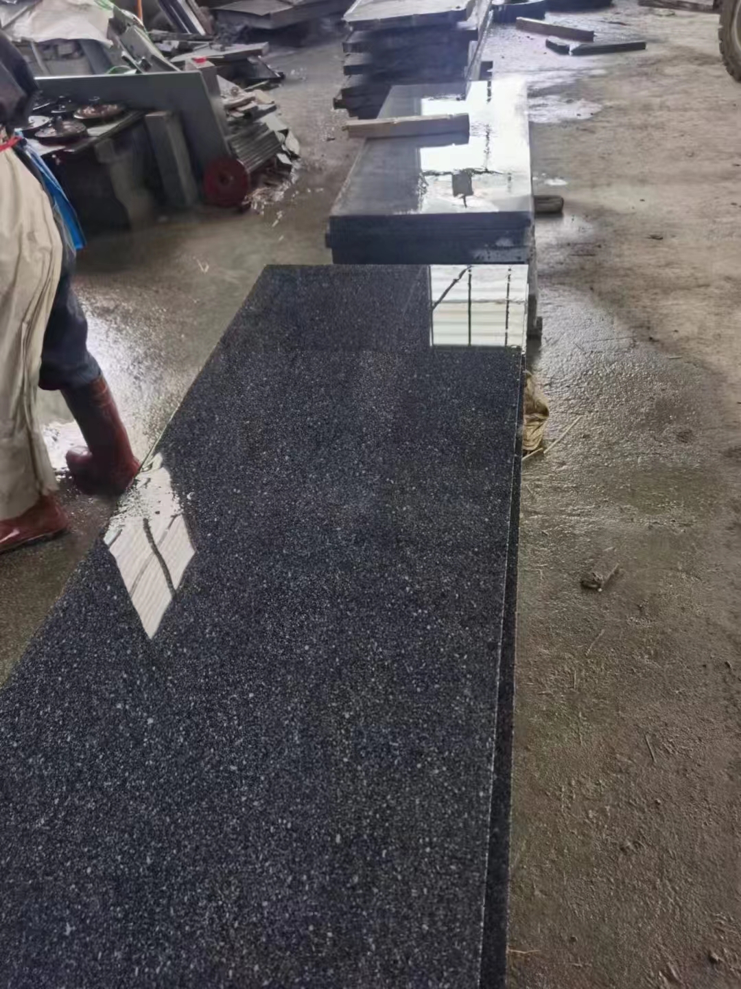 芝麻黑654石材廠家聯(lián)系方式