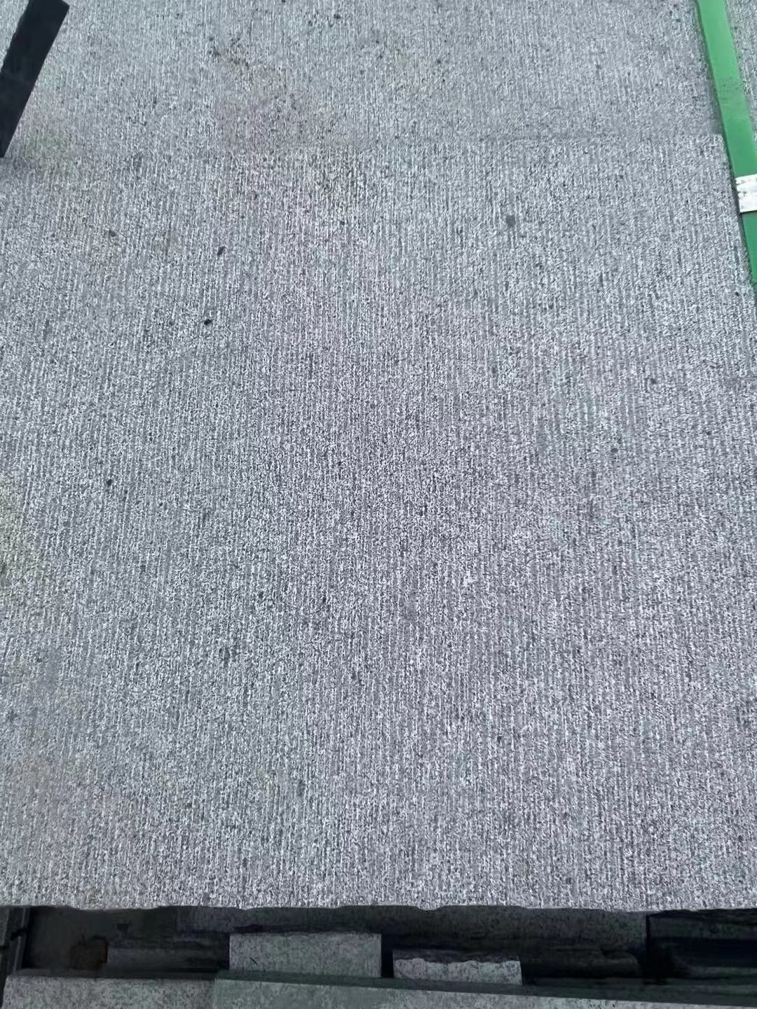 新芝麻黑石材毛光板