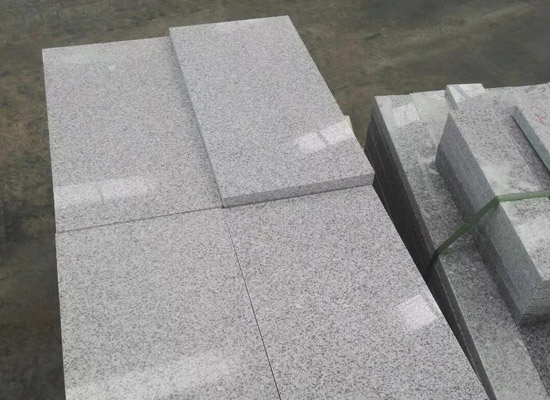 石材厚薄的優(yōu)缺點(diǎn)？不是越厚越好也不是越薄越好