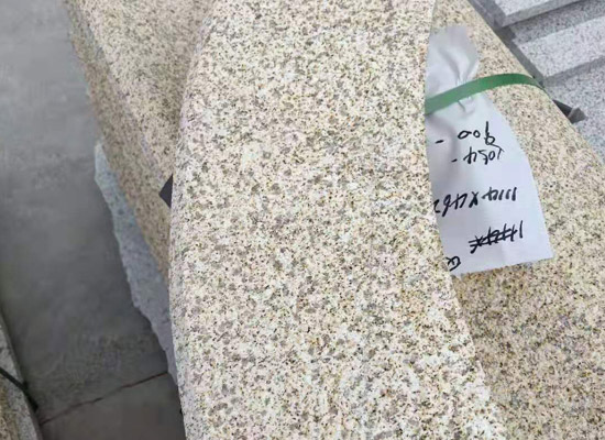 黃銹石花崗巖的優(yōu)點(diǎn)？