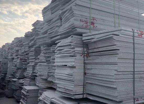 山東芝麻灰花崗巖廠家哪個(gè)好？