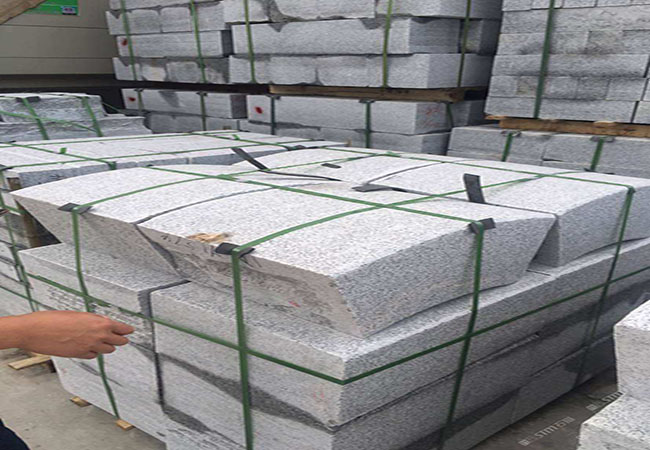 芝麻白路沿石施工價格多少一平(圖1)